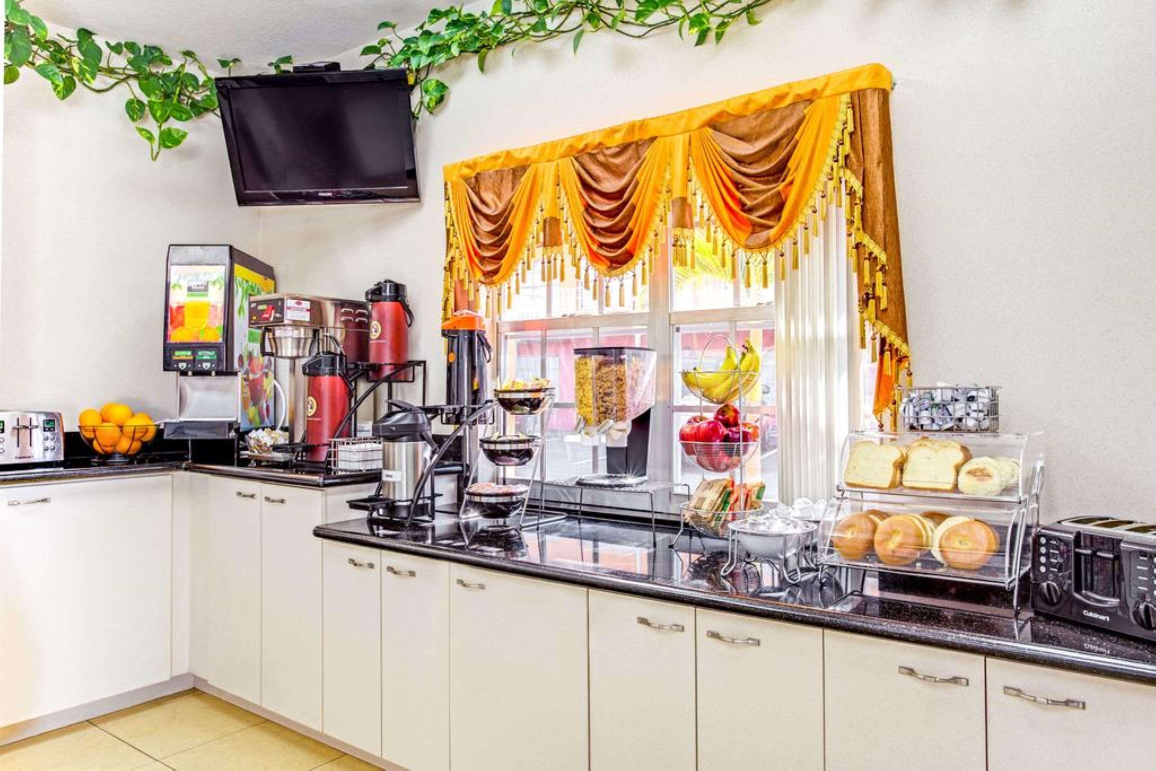 Surestay Hotel By Best Western Sarasota Lido Beach Εξωτερικό φωτογραφία